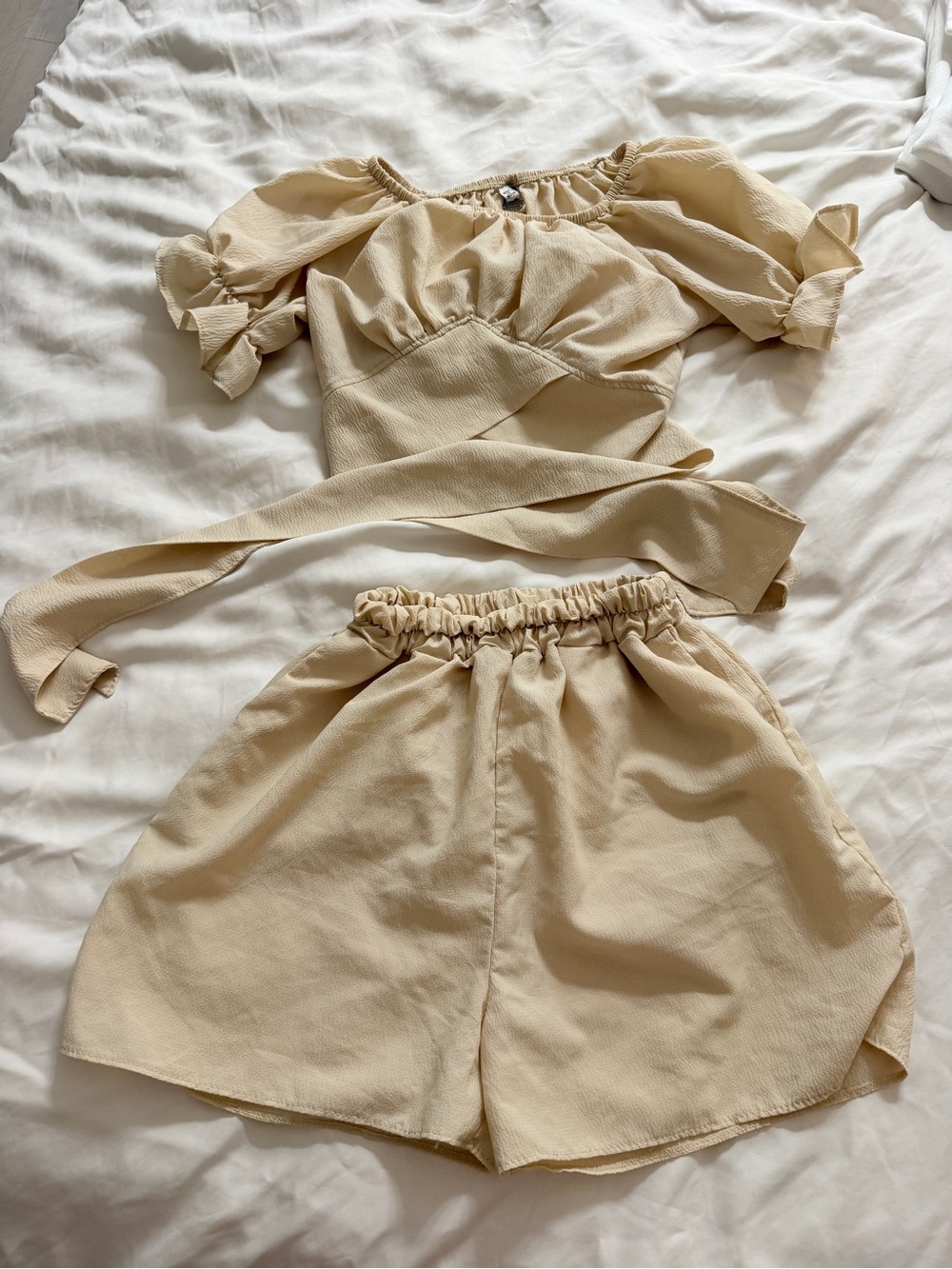 Two-Piece Cream Summer Set — Crop Top & High-Waist Shorts